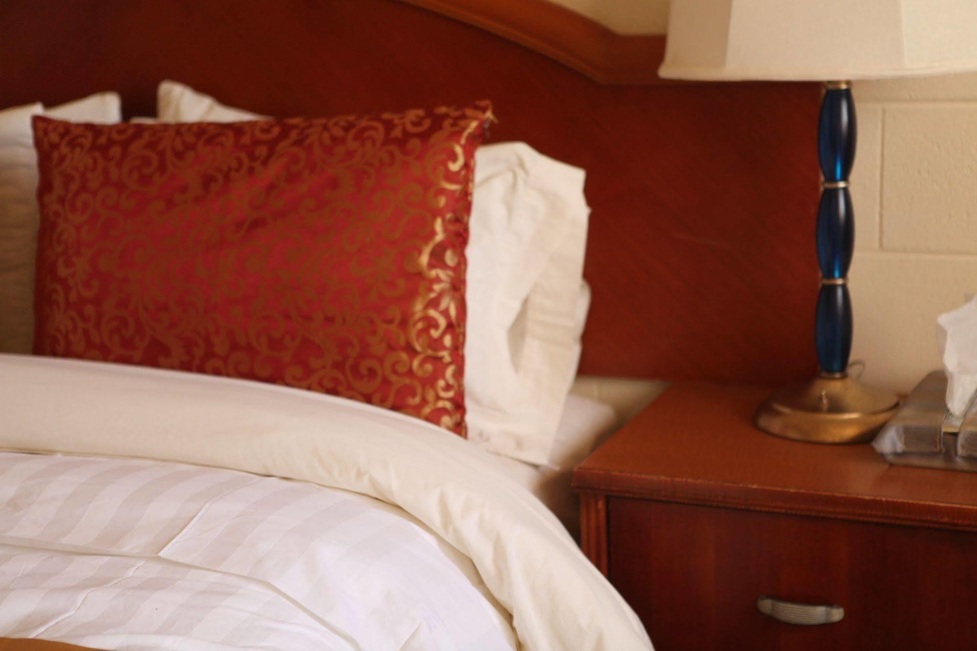 Arcadia Hotel Gering Экстерьер фото